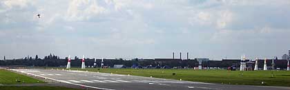 Auf dem Flugfeld